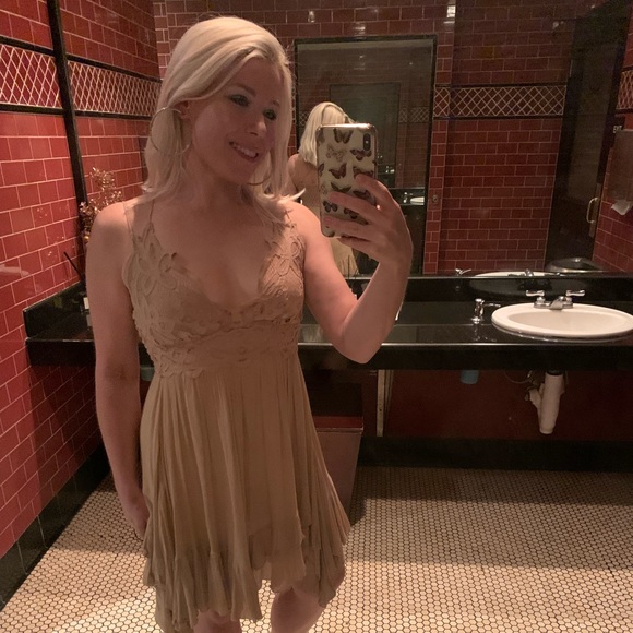 Meet your Posher, Tiffany - Picture 5 of 10